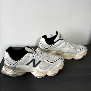 New Balance 9060 Low Turtledove Black